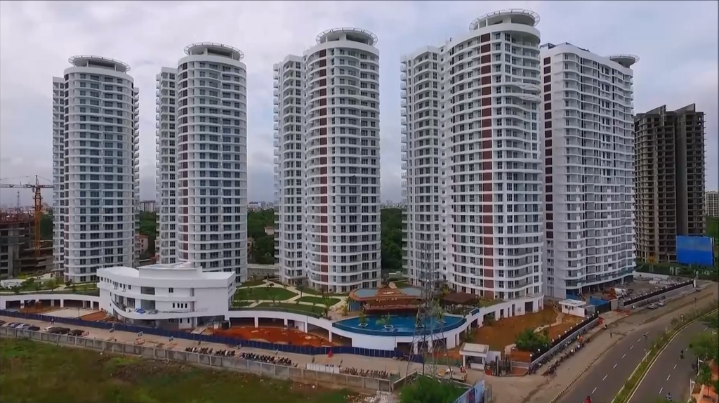 Tata Tritvam, Marine Drive