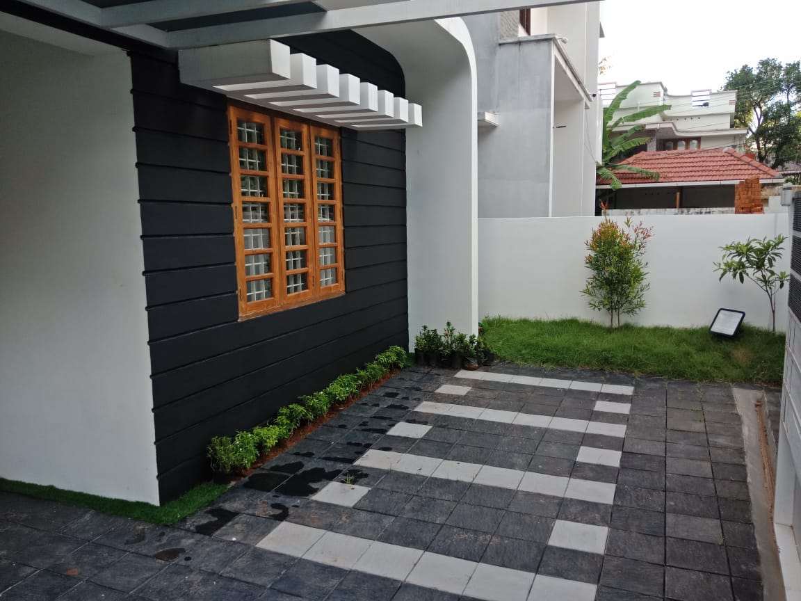 4BHK Brandnew House with 5Cent Land2400sqft - for sale in Uliyankovil, 18, Kerala