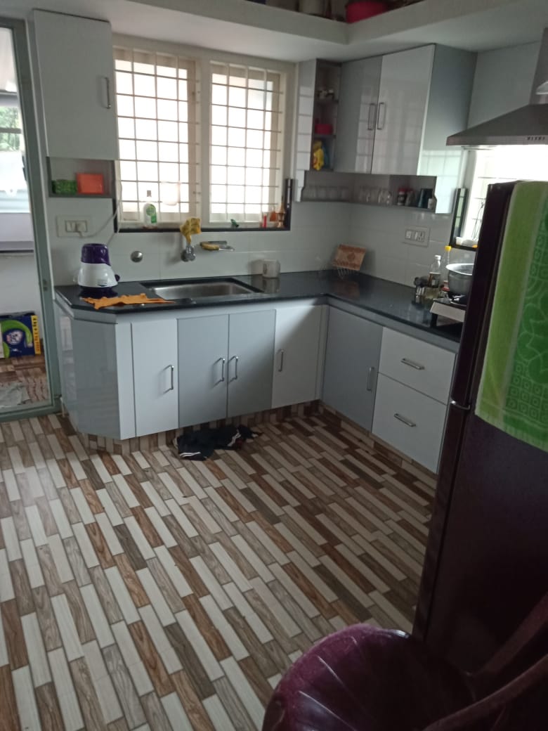 4BHK Semifurnished house  2000 sqft