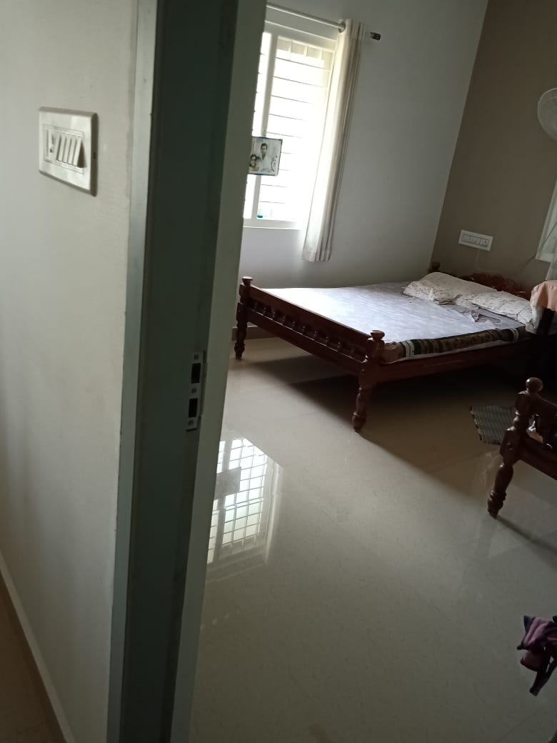 4BHK Semifurnished house  2000 sqft