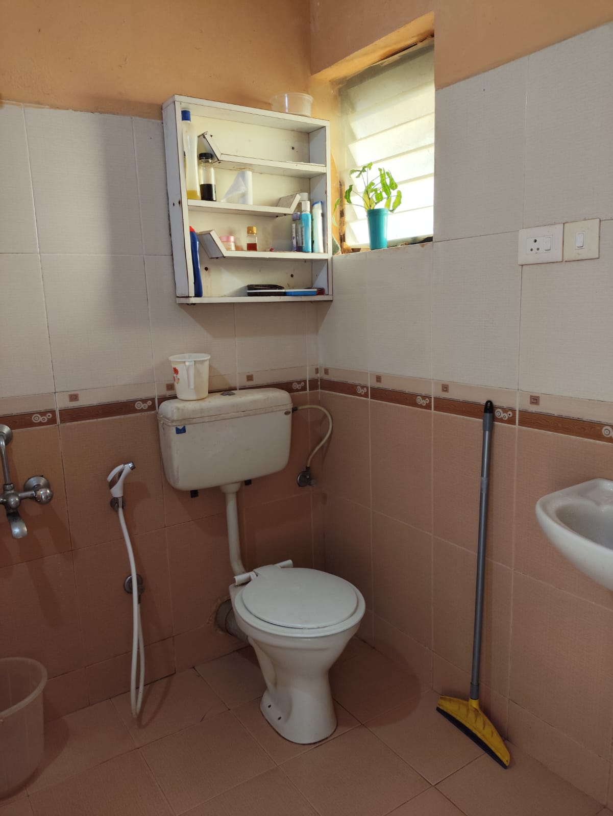 2BHK Semifurnished Flat near Collectorate Kottayam, 1030 sqft