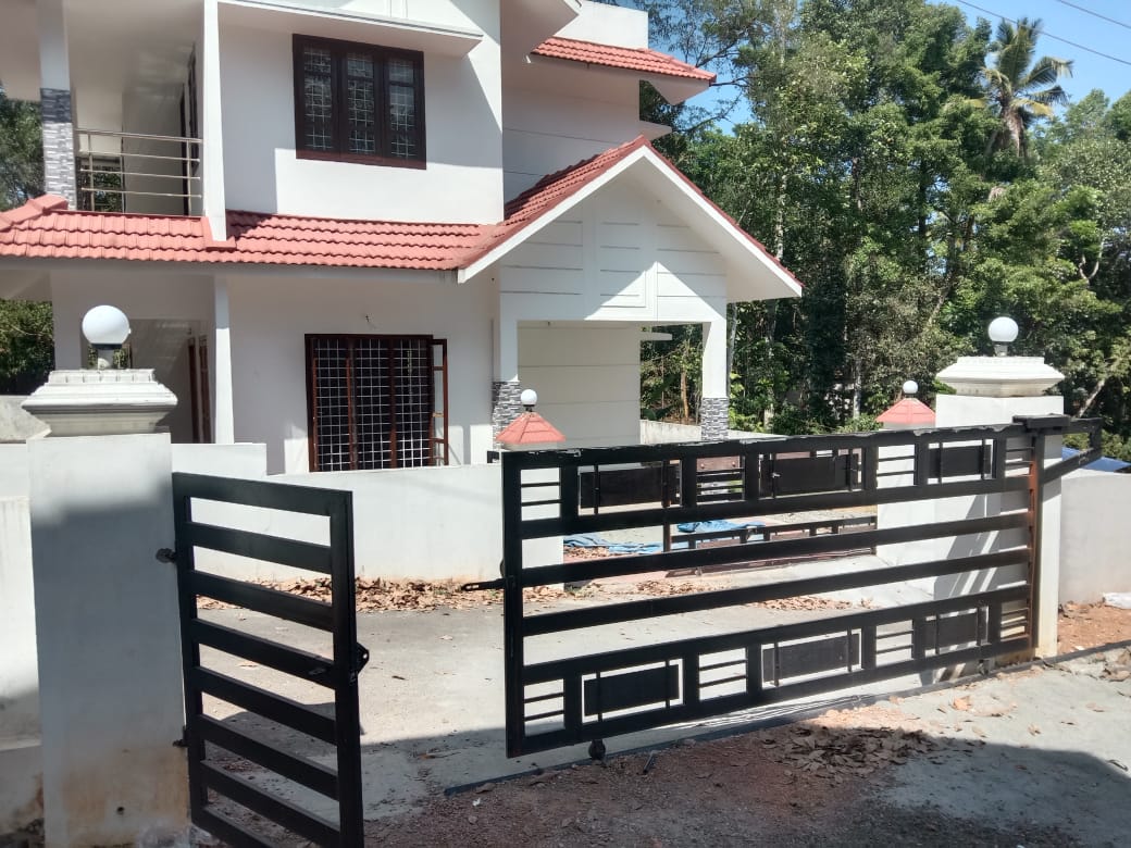 3BHK Semifurnished House1400sqft