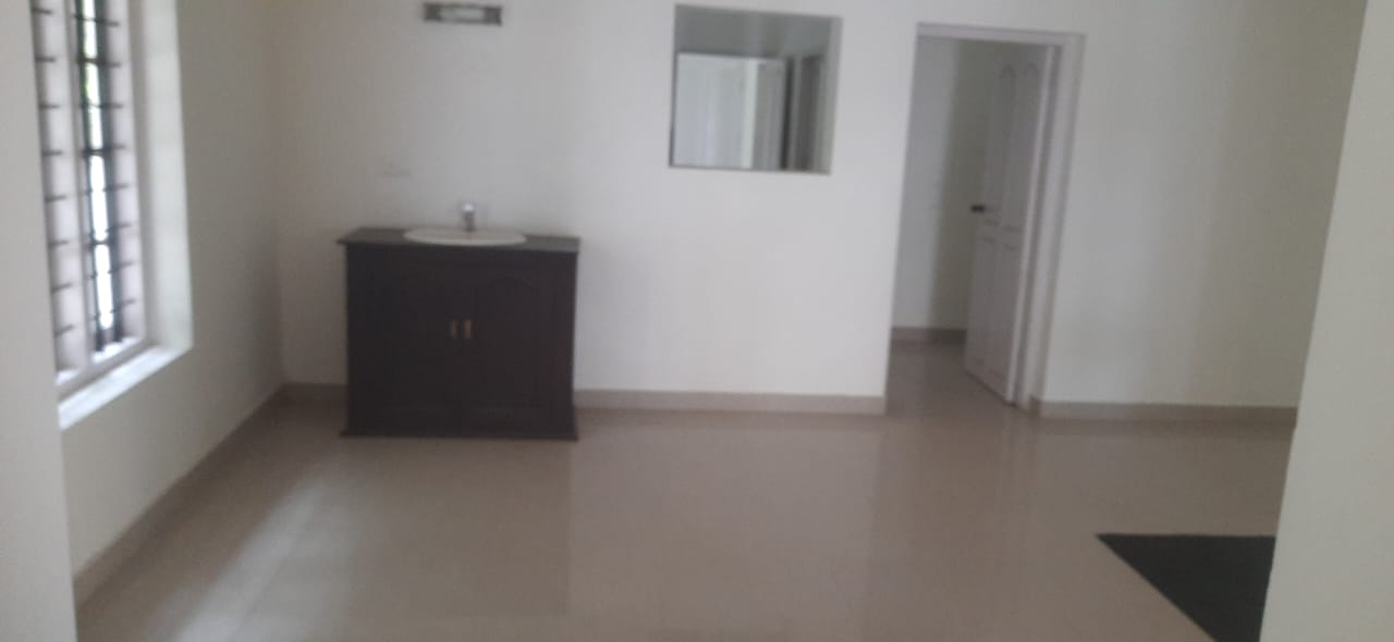 4BHK Semifurnished House 2800 sqft