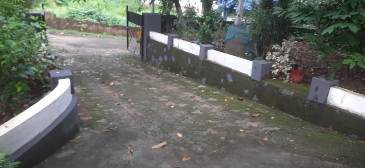 4BHK Semifurnished House with 18cent 1600sqft - for sale in Kottayam, Kottayam, Kerala