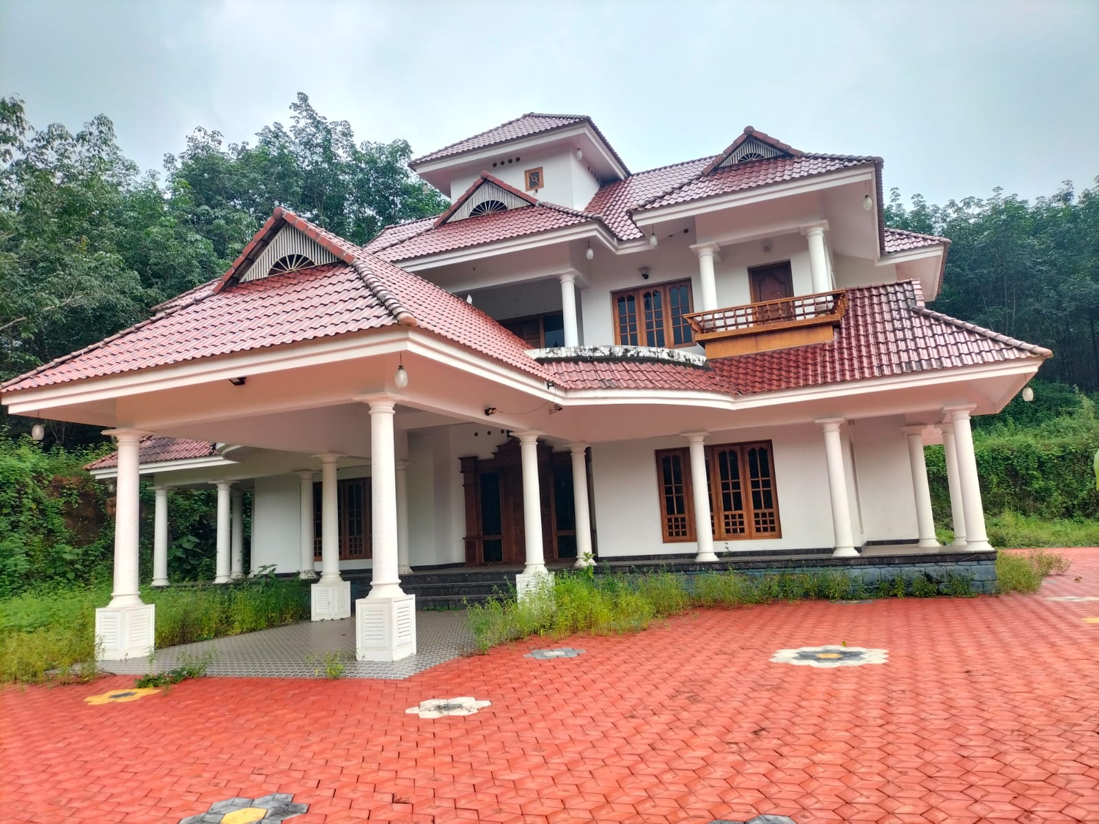 5BHK Semifurnished House 3450sqft - for sale in Kuravilangad Kottayam, Kottayam, Kerala