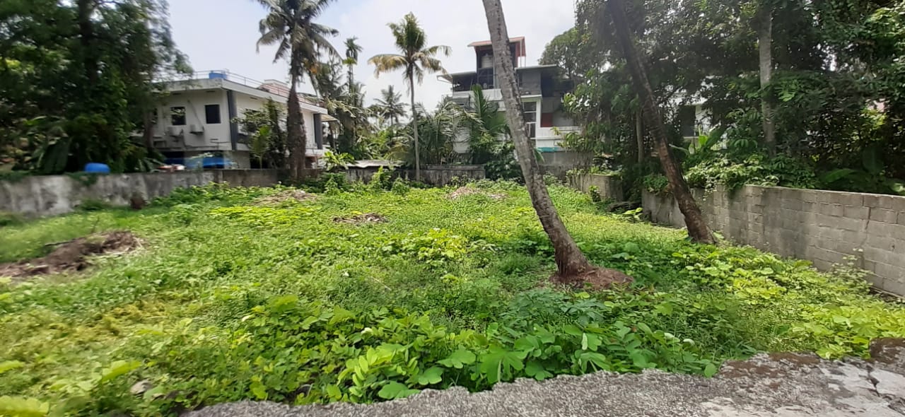 26.50cent of Residential Land in Vallathol, Kakkanad