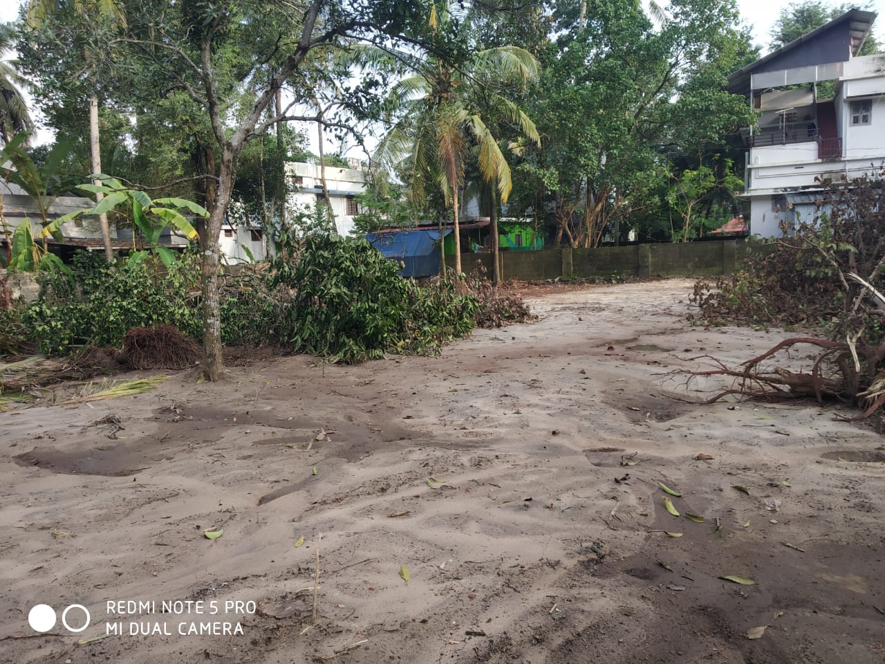 3-10 Cents of Residential Plot - for sale in Maradu, Kochi ( Ernakulam ), Kerala