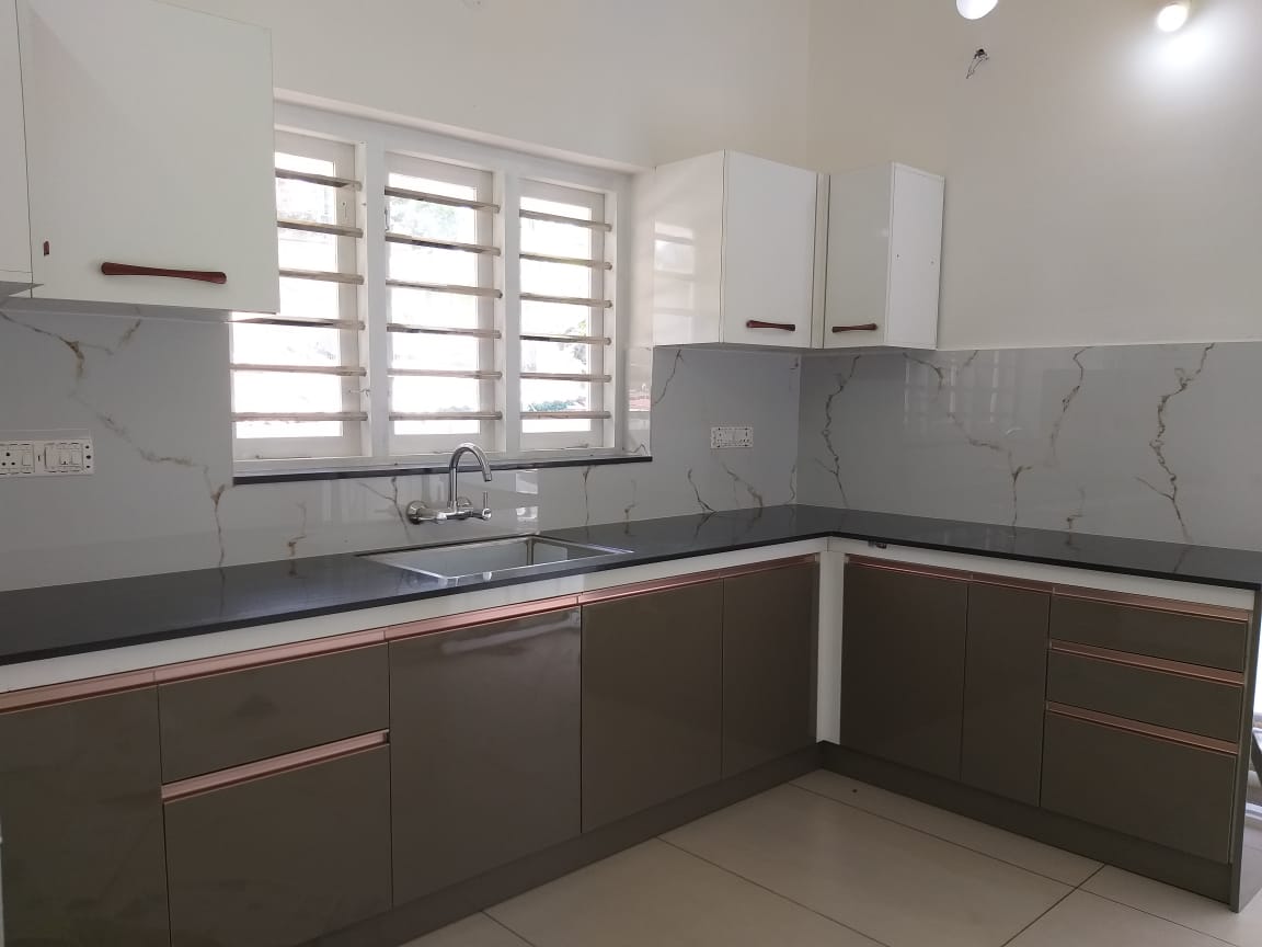 3 BHK Brand new House on 3.5 cent land for sale 1800 Sqft.
