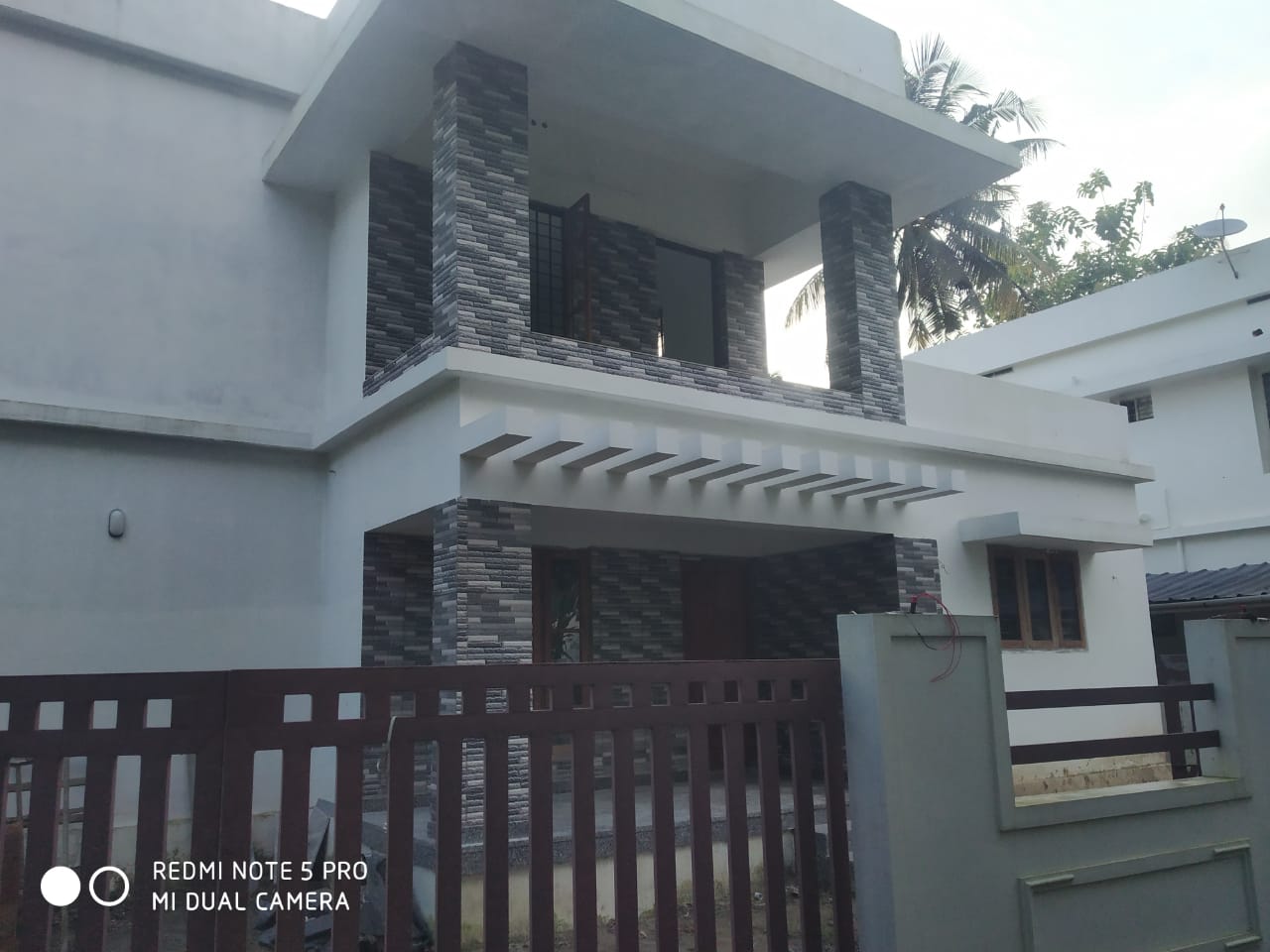 2 BHK Semifurnished Apartment 1000 sqft in Kadavanthara - for sale in Subash Chandra Bose Road Kadavanthara, Kochi ( Ernakulam ), Kerala