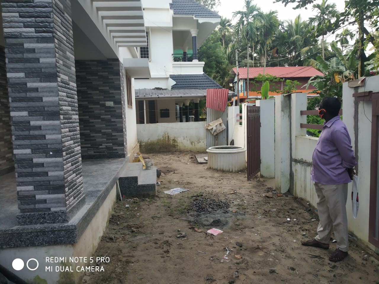 2 BHK Semifurnished Apartment 1000 sqft in Kadavanthara