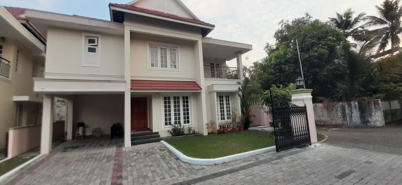 3BHK Semifurnished Villa with 5Cent Land3000sqft