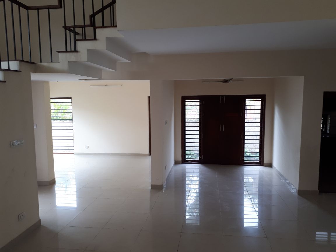 4 BHK Brandnew Villas/ Nettoor,  3300 sqft