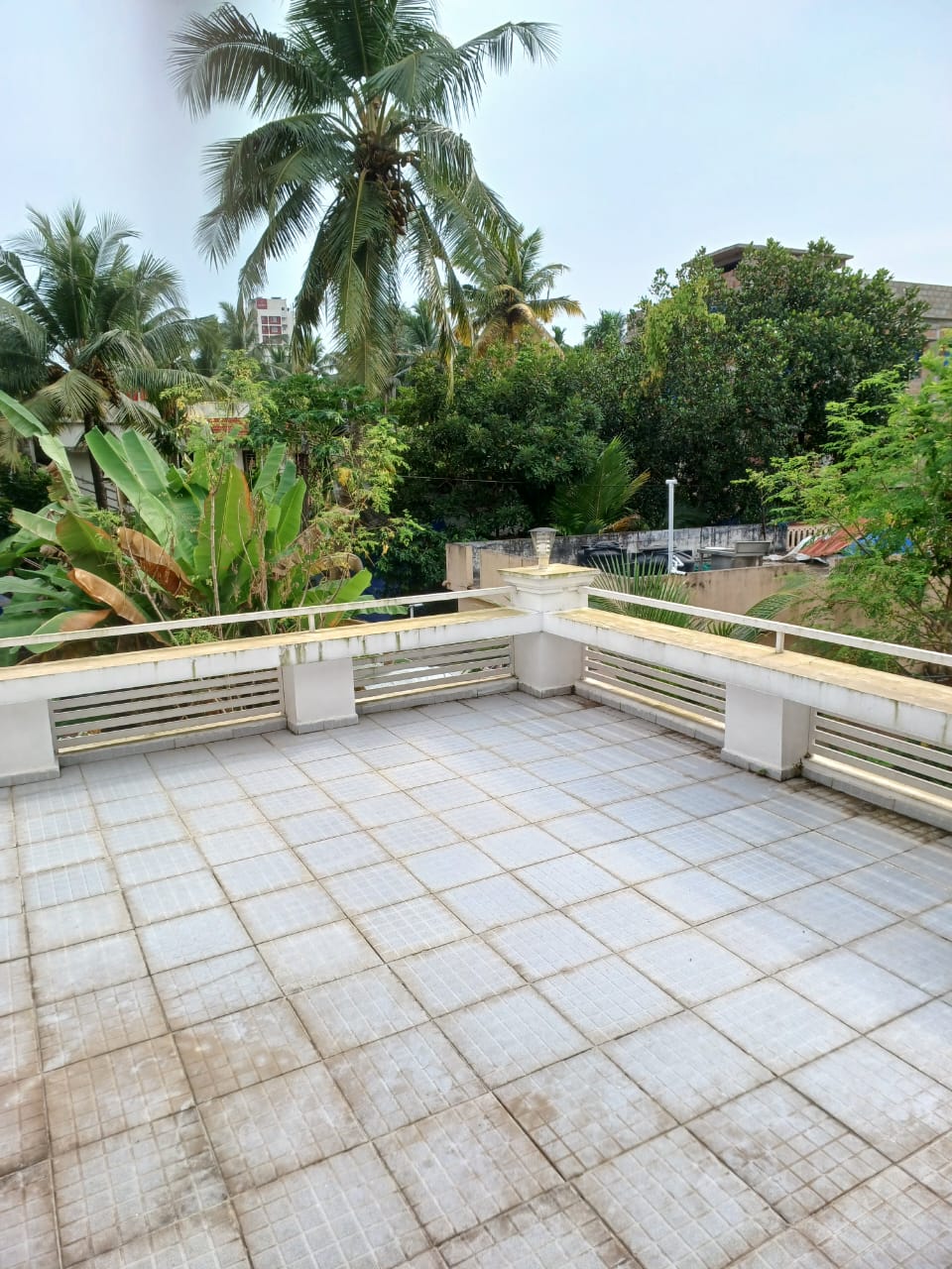 4 BHK Fully Furnished House with 5cent 2800 sqft,