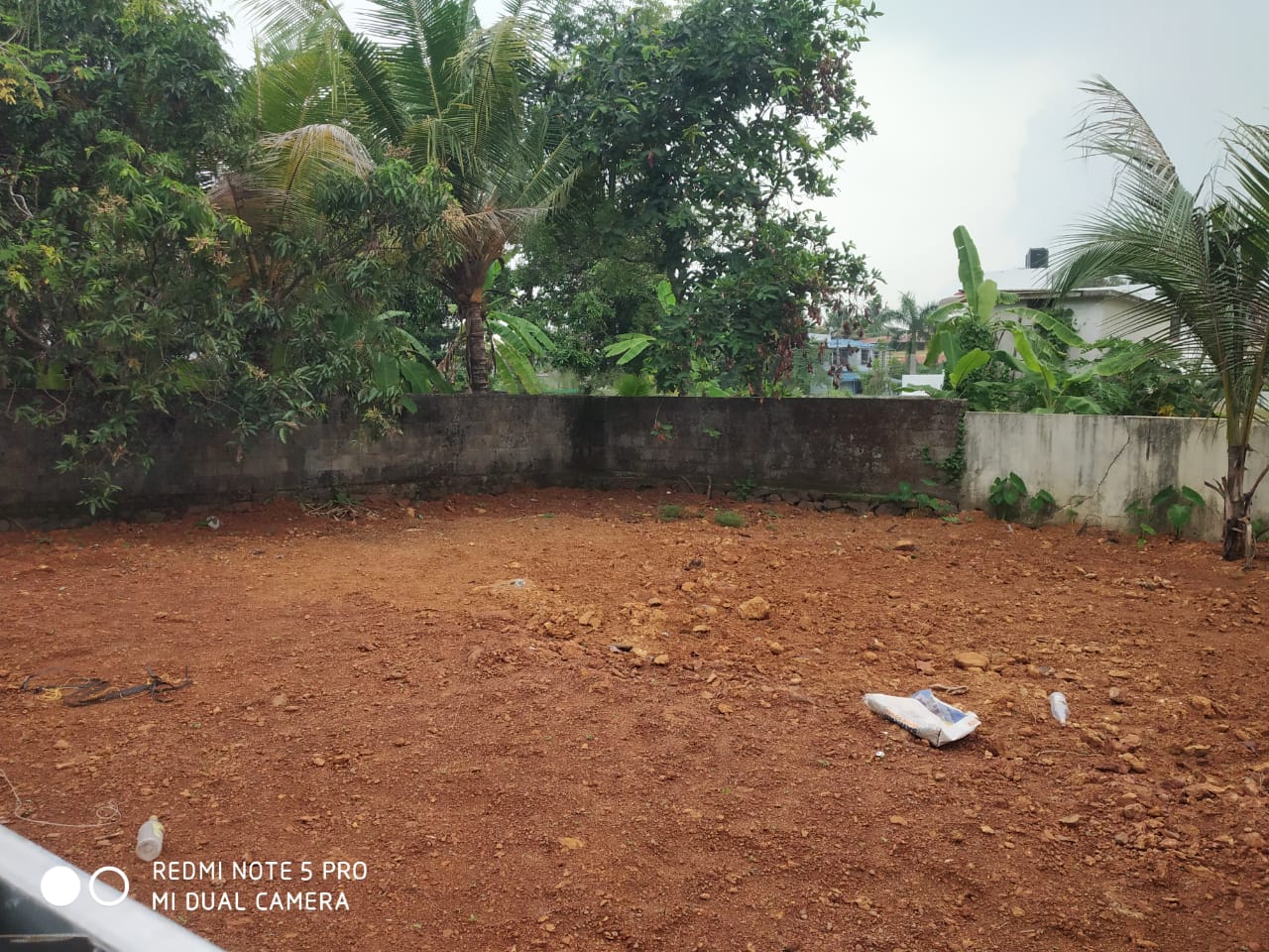 1.50-acre land near Athani, Poikkattussery