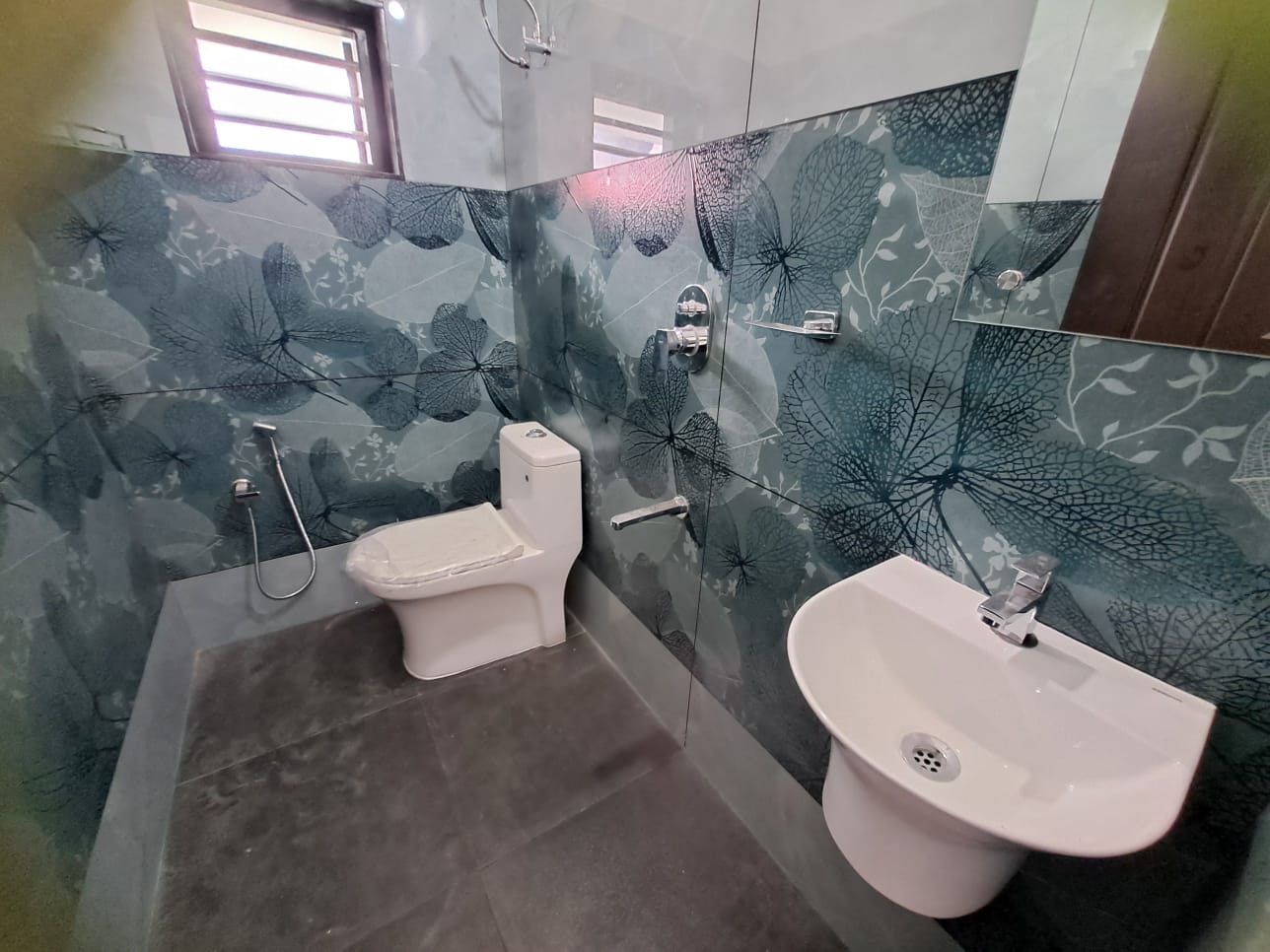 4BHK Brandnew House 1500sqft