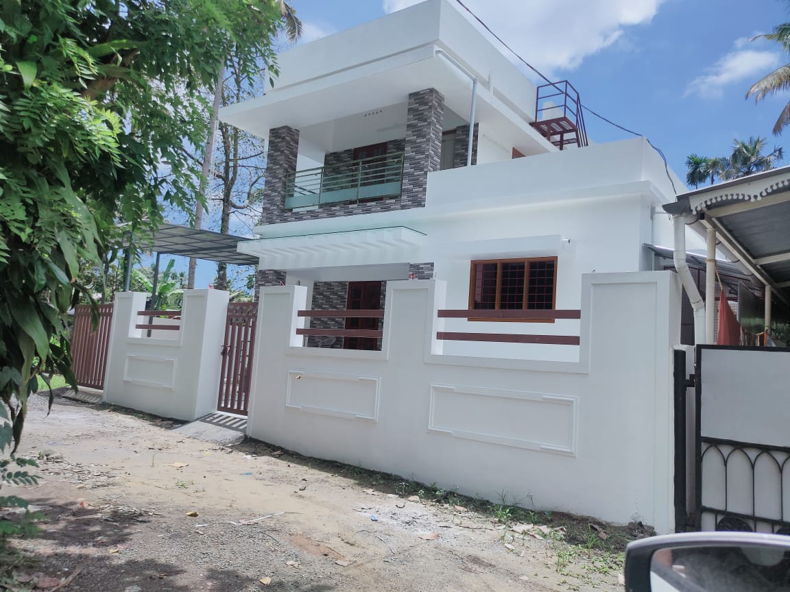 3BHK Semifurnished House 900sqft in Chembumukk, Palarivattom