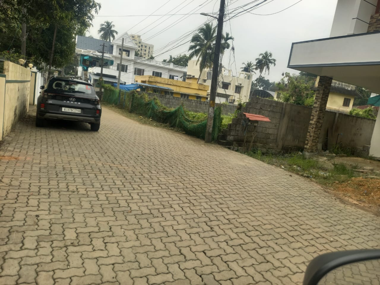 4BHK Semifurnished House with 5.3cent 2400sqft