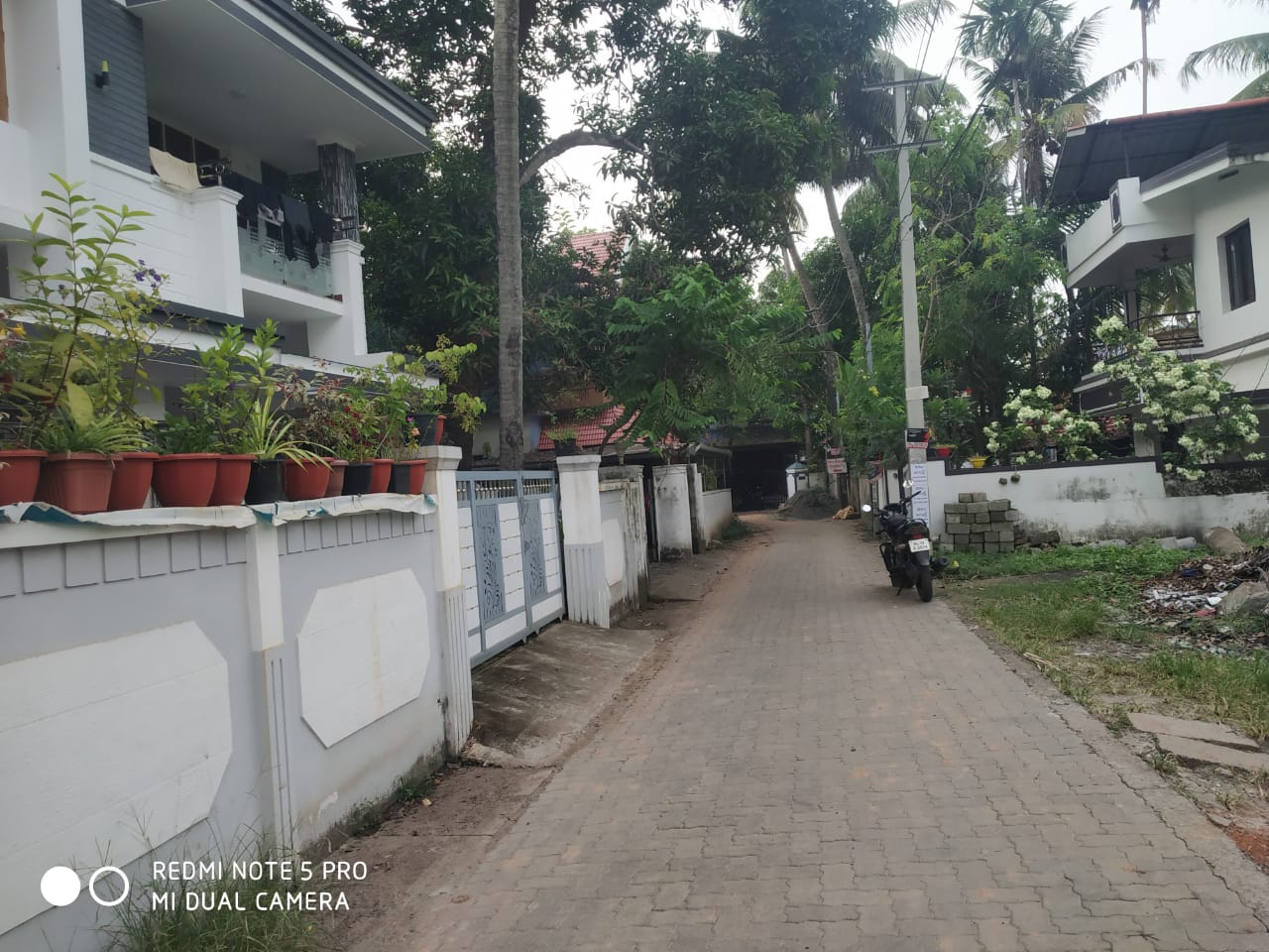 24cents of Land in Maradu