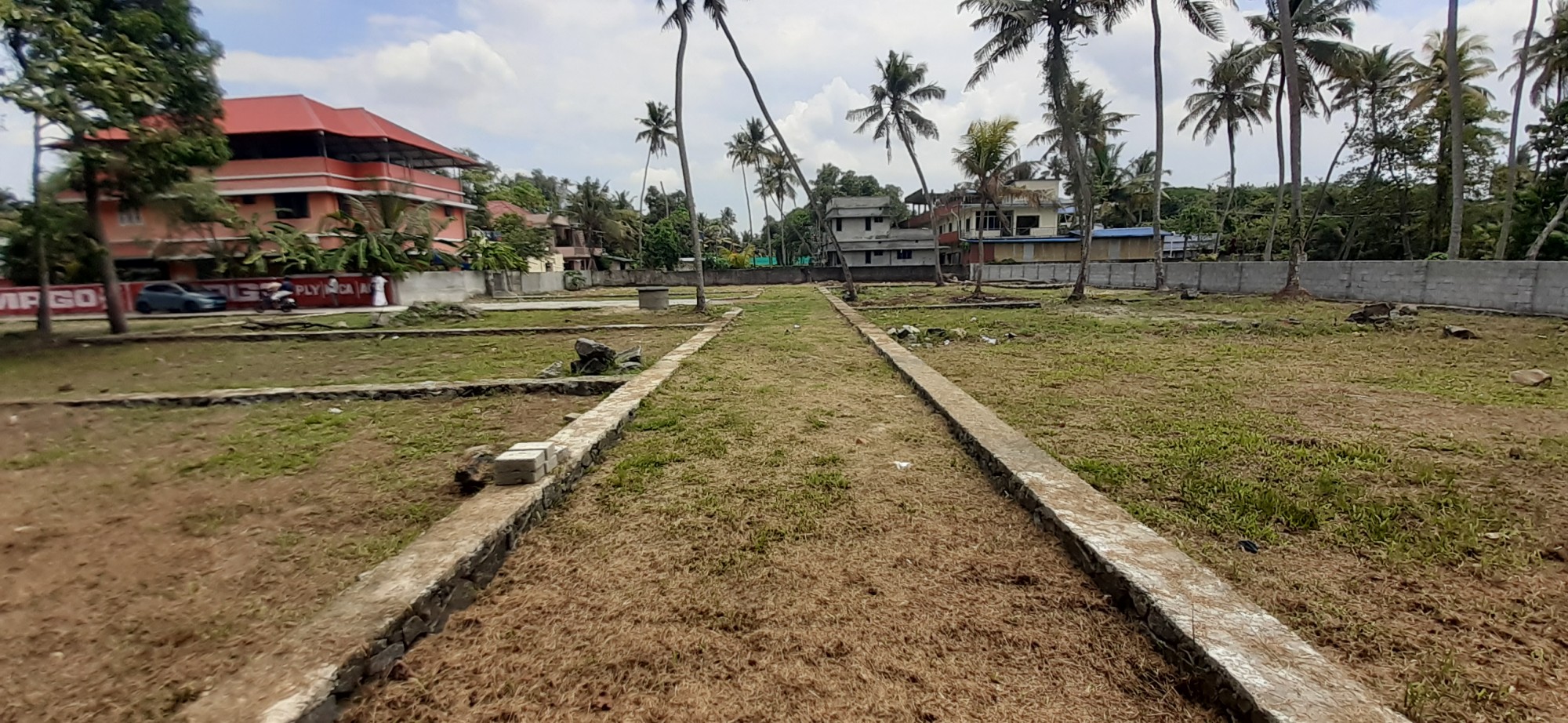 5.20 Cents of Residential Plot. - for sale in Kundannoor, Kochi ( Ernakulam ), Kerala