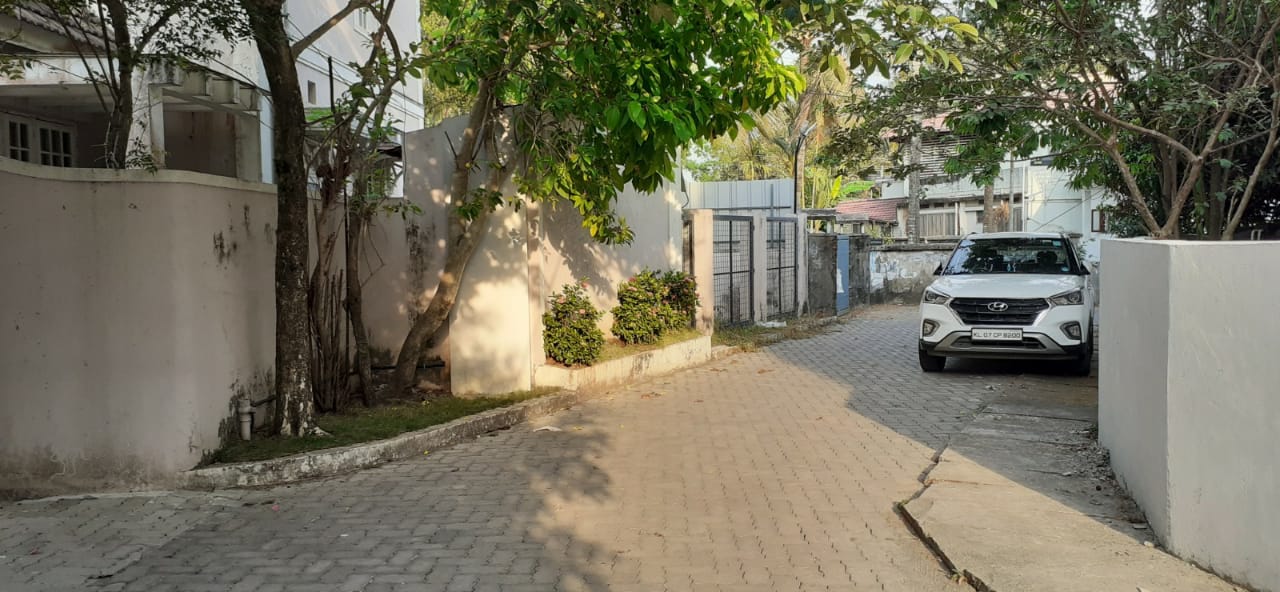 55 Cents of prime residential property