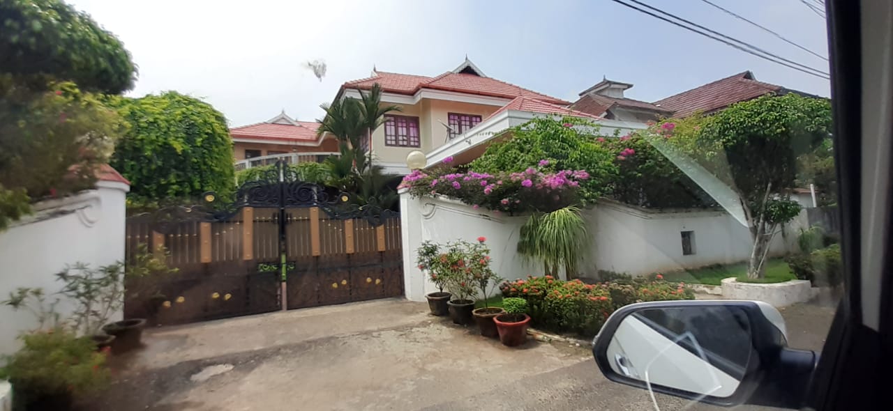 3BHK Fully Furnished Luxury flat in Vytilla, 1685 sqft