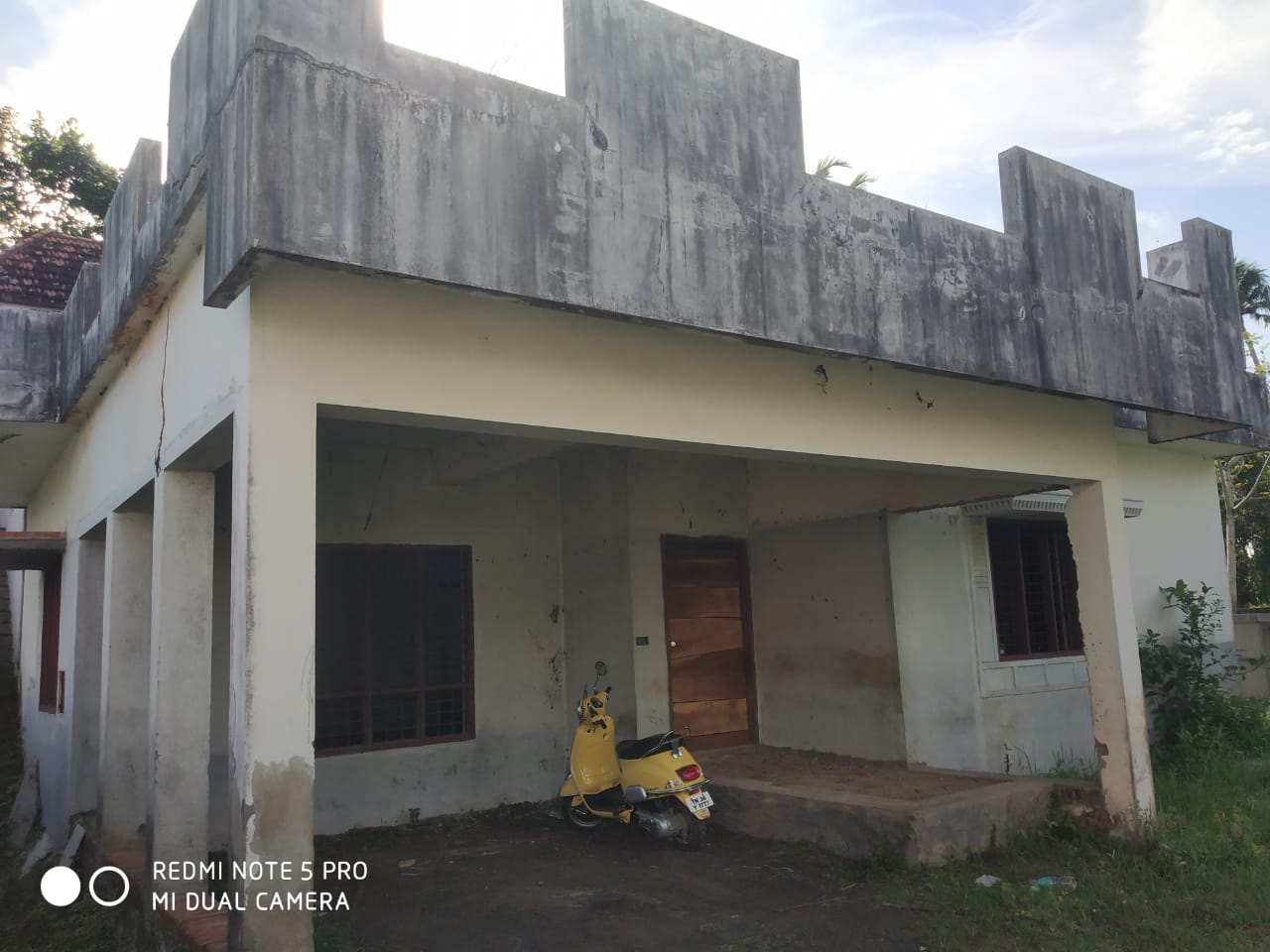 4BHK Semifurnished Brandnew House 2000sqft in Palikkara