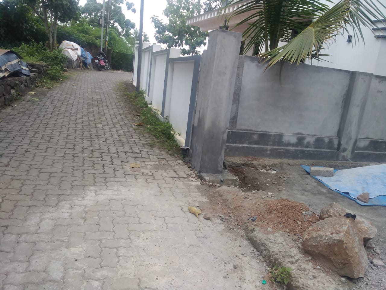 3 BHK Semifurnished house with 5cent