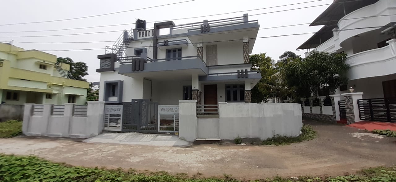 40 cents of commercial land in Thodupuzha Muvattupuzha Highhway