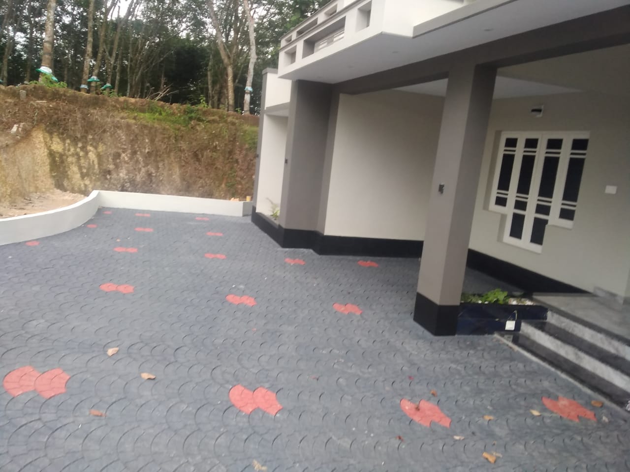 3BHK Semifurnished house with 8cent  1600 sqft