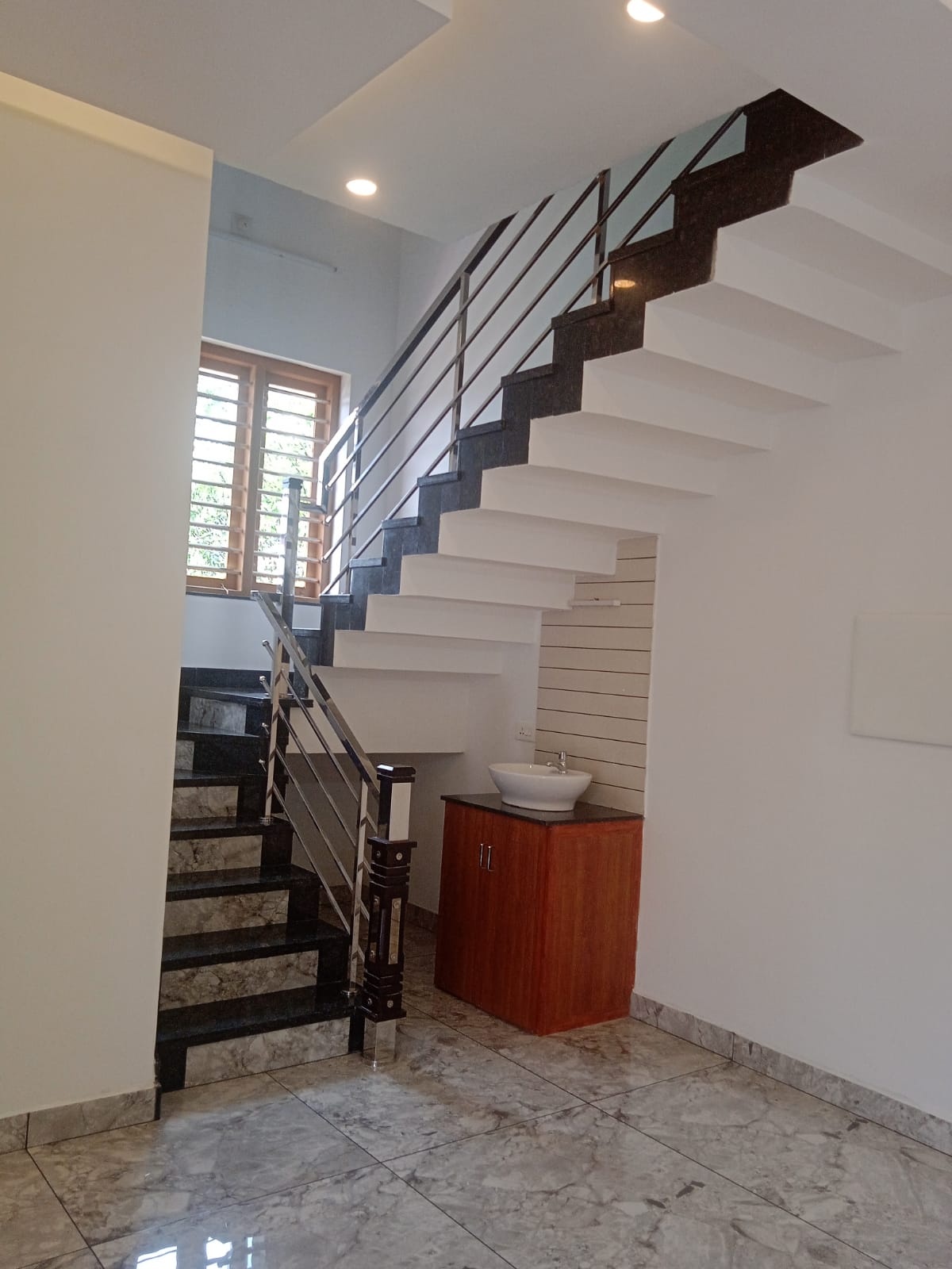 3BHK Fully Furnished Flat near Metro Station, Kaloor, 1880 sqft