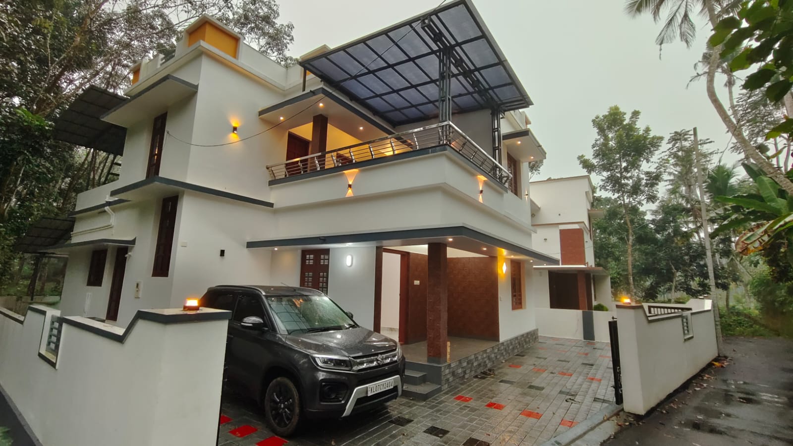 4BHK Semifurnished House inMulanthuruthy, 1680sqft