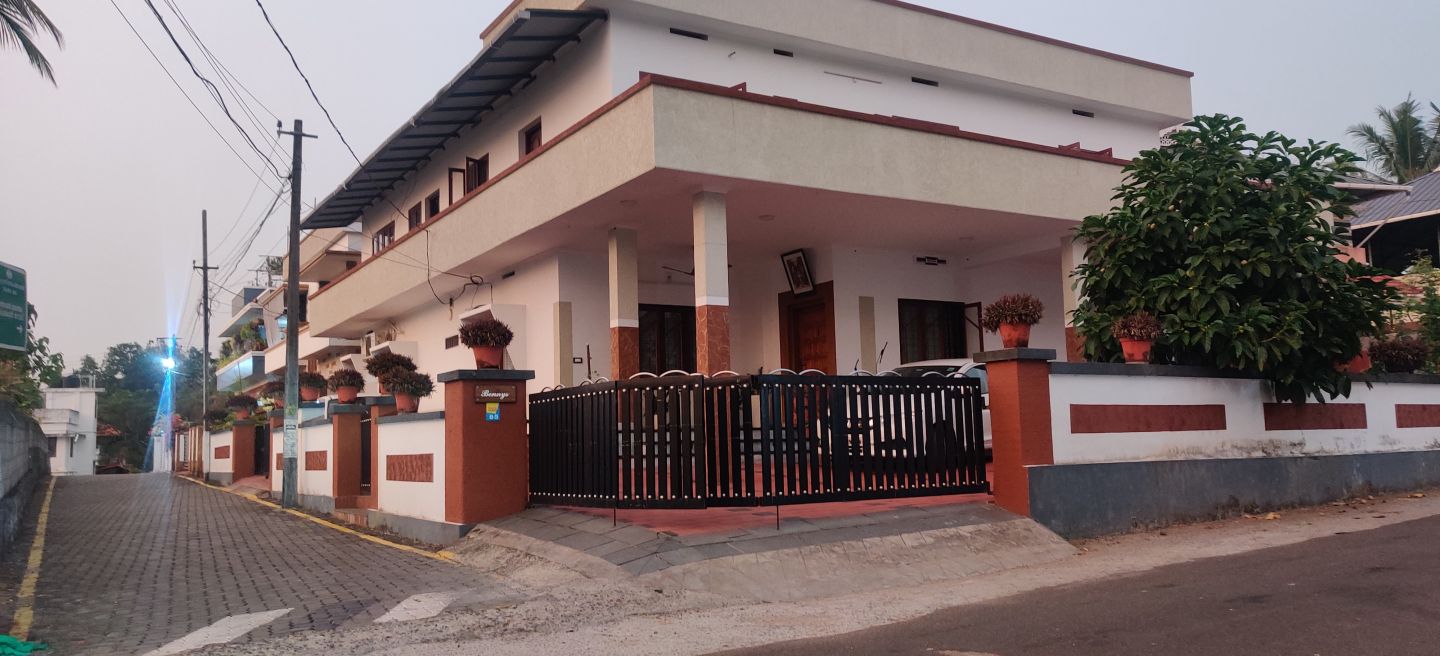 3 BHK Fully Furnished Flat in Edappally, 1420 sqft - for sale in Edappally, Kochi ( Ernakulam ), Kerala