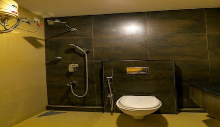 5BHK Semifurnished house Athani, Angamaly, 2100sqft
