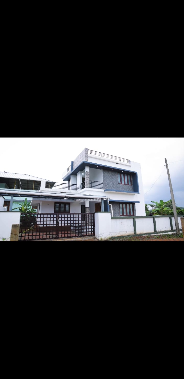 1550sqft, 3BHK Semifurnished Flat in Marine drive, Kochi
