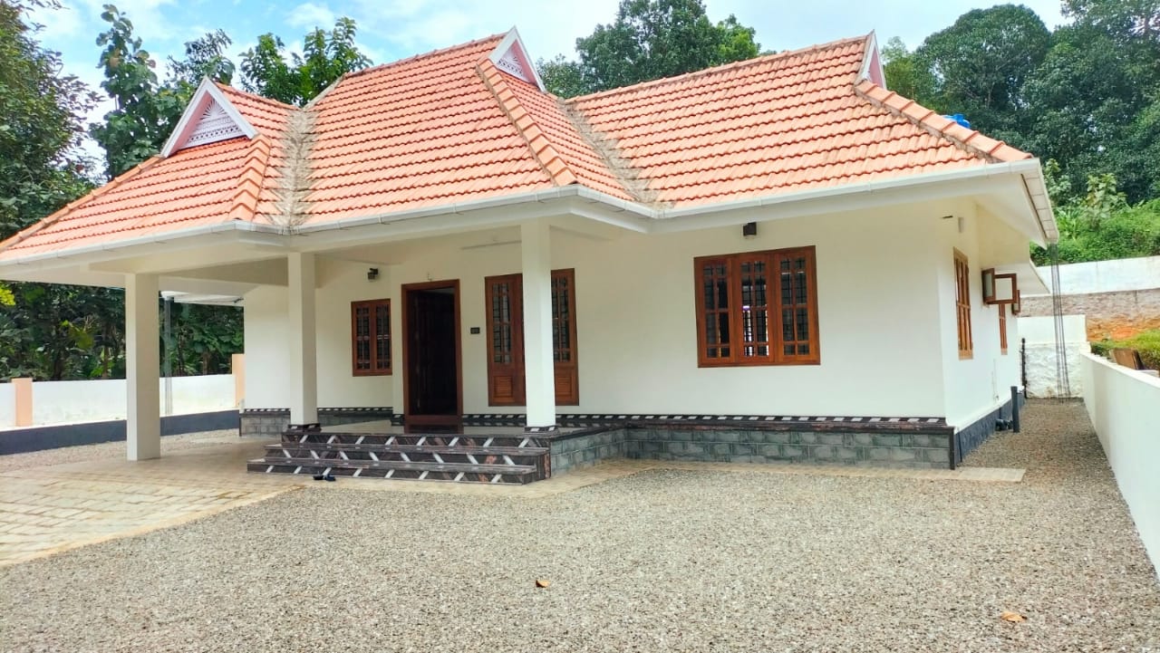 3BHK Semifurnished House1500 sqft