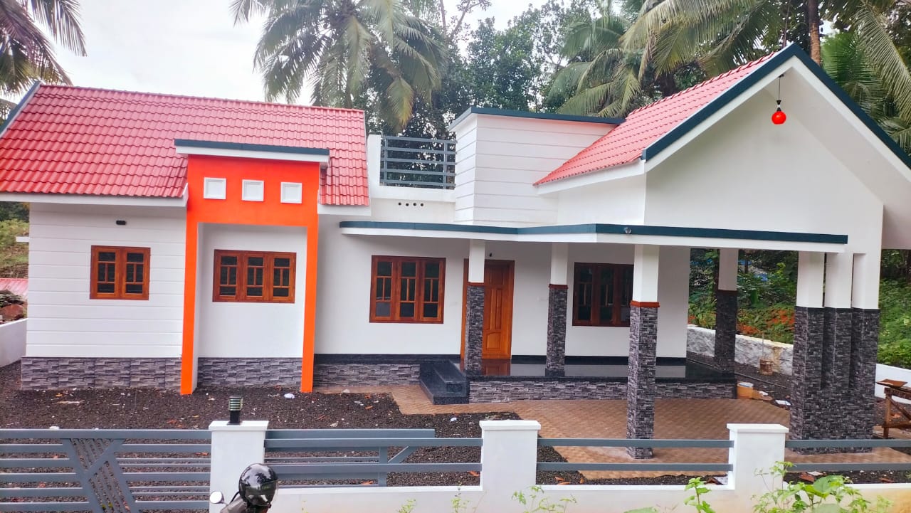 2BHK + Study Semifurnished Flat in Kakkanad, 1100 sqft