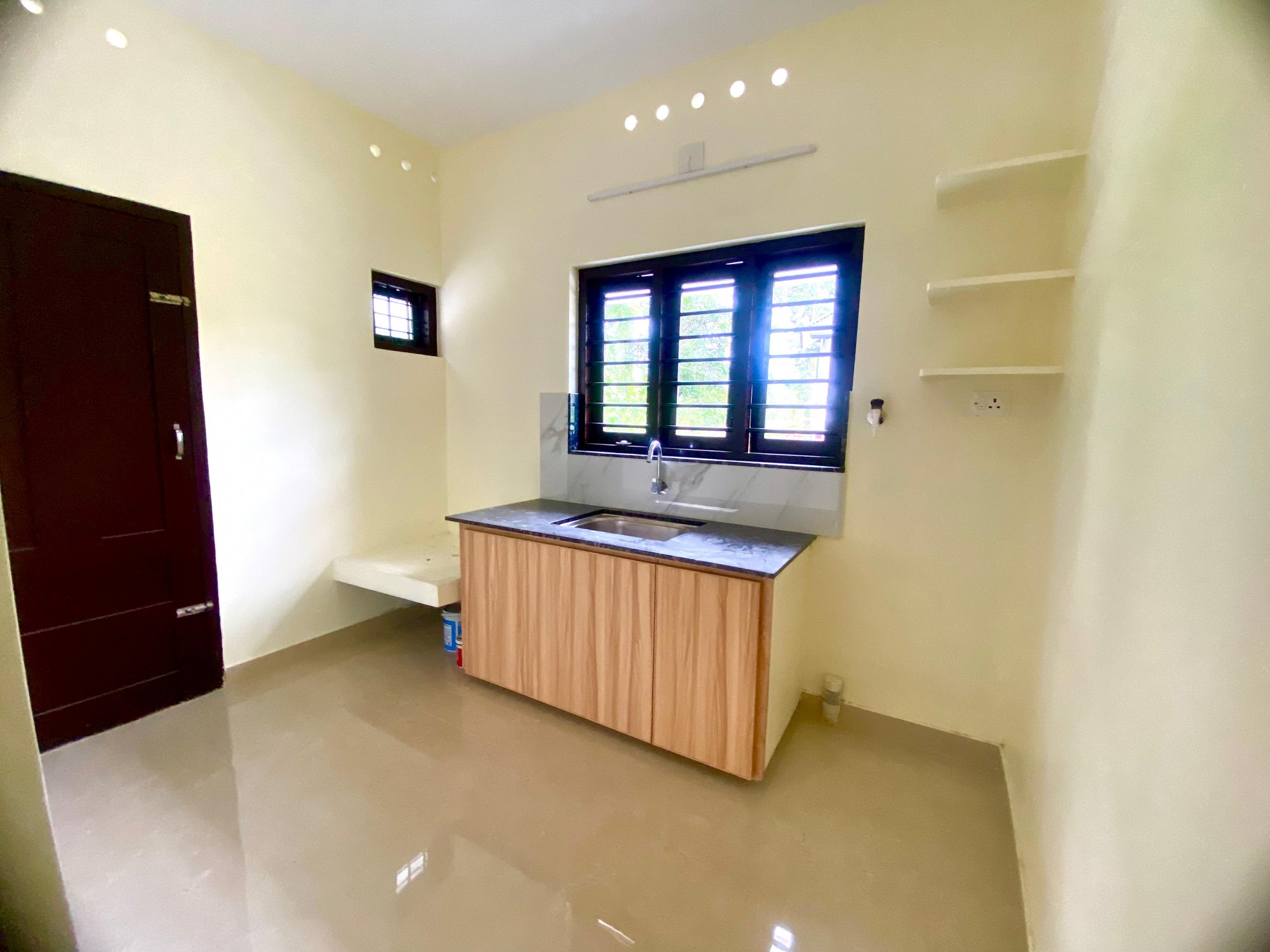 3BHK Semifurnished House1400sqft