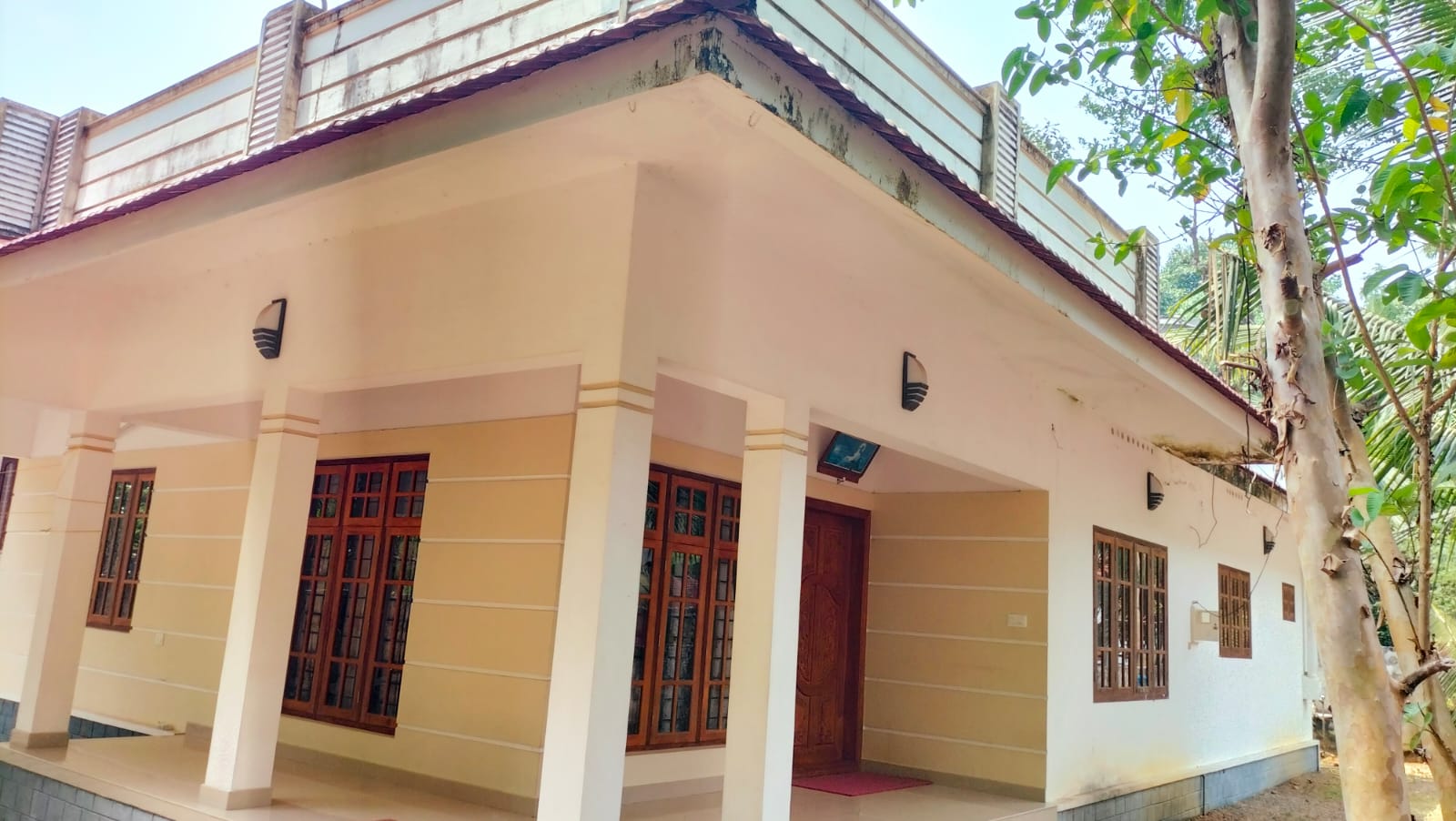 3BHK Semifurnished Flat near Kadavanthara, 1500 sqft