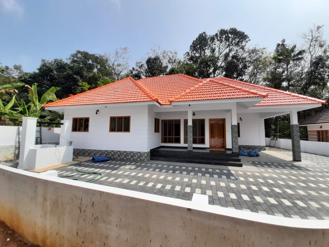 4BHK Brandnew House2000sqft