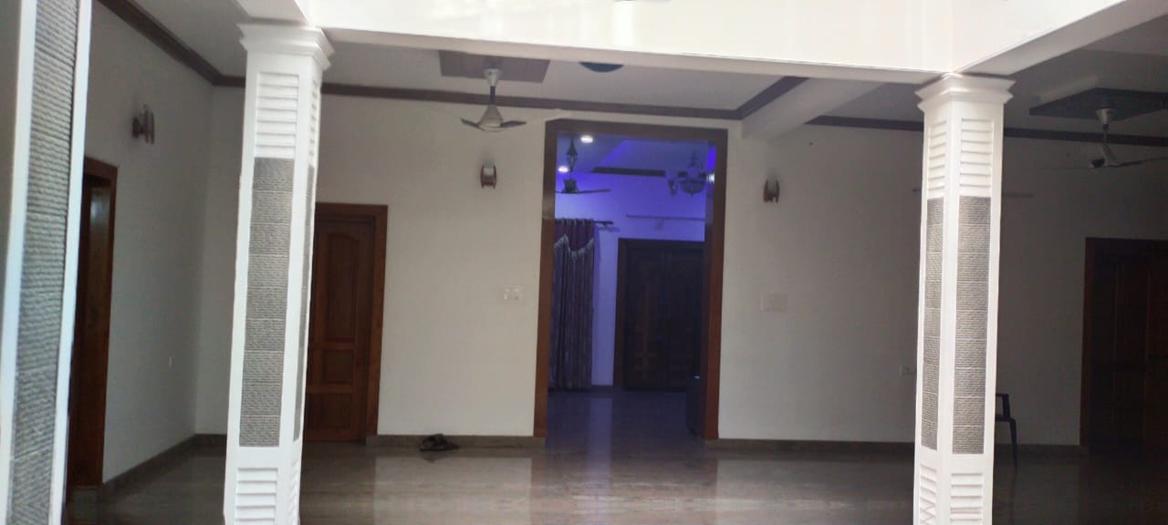 4BHK Semifurnished House with 31 Cent Land5000sqft