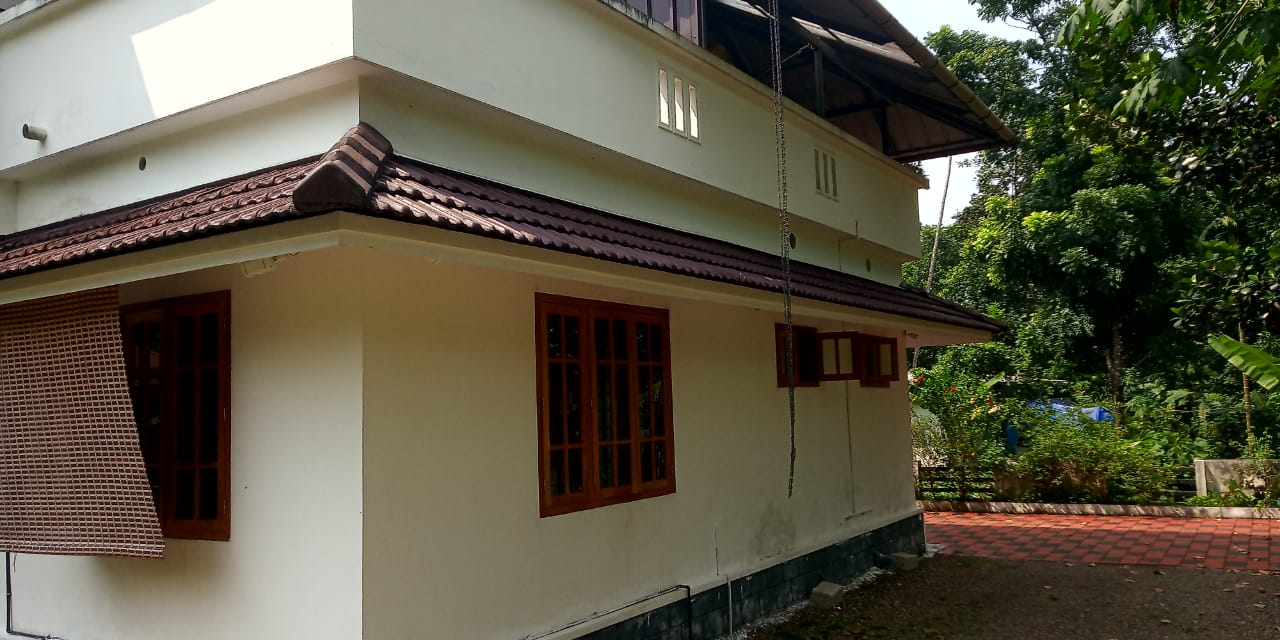 5BHK Semifurnished House, 2350 sqft in Navodaya, Kakkanad