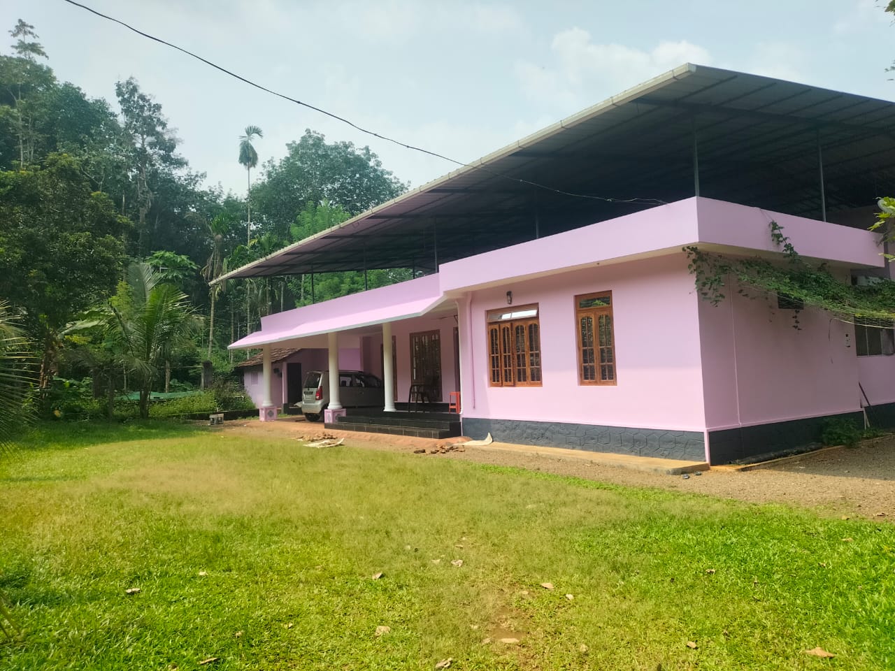 5BHK Semifurnished House 3000sqft - for sale in Paika, Kottayam, Kerala