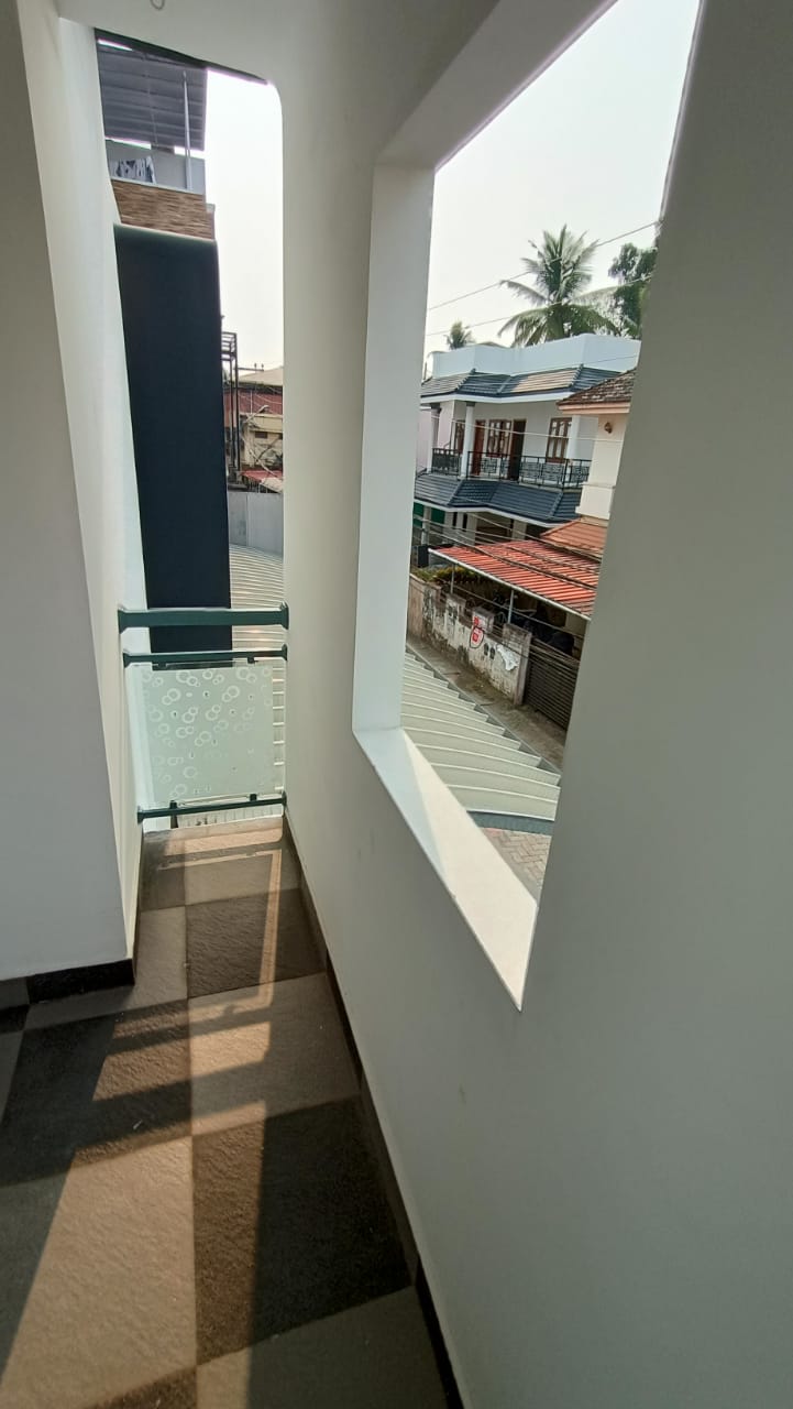 3BHK Fully Furnished Flat in Marine drive, Ernakulam,2286 sqft,