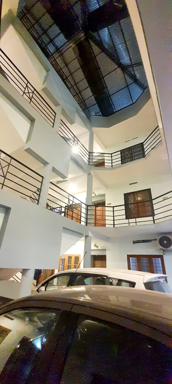 4BHK Semifurnished House with 8cent 3000sqft
