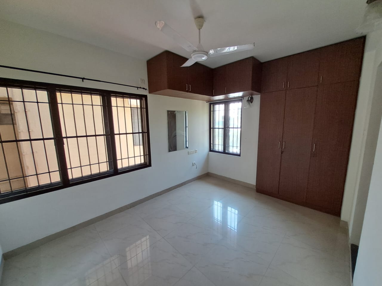 3BHK Semifurnished Flat in Palarivattom,1500 sqft