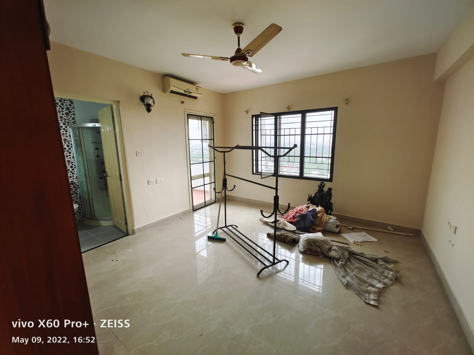 3BHK Semifurnished flat near Palarivattom, 1490sqft