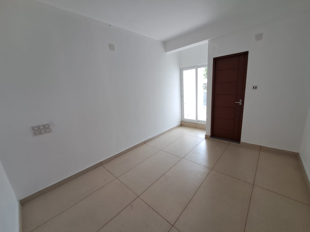 3BHK Unfurnished Flat for sale at Vennala, Palarivattom, 1400sqft