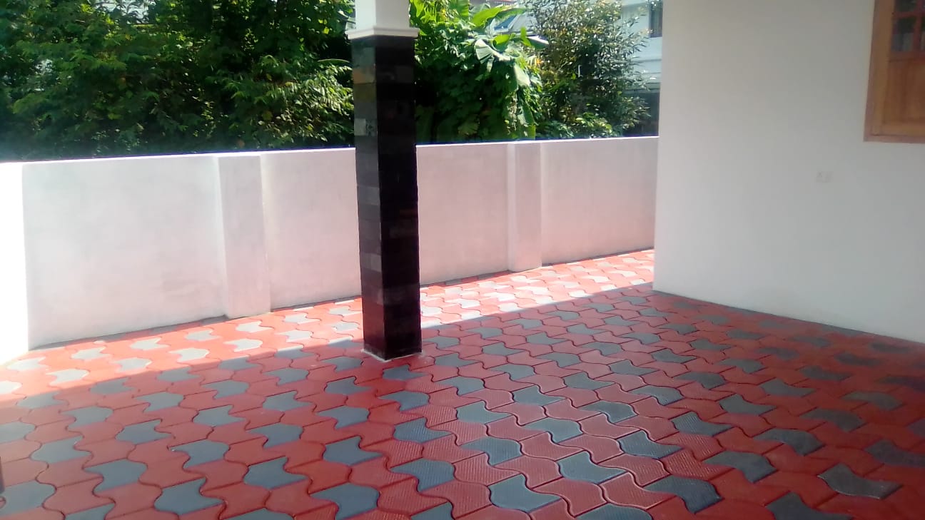11cent of Residential Plot in Valamboor, Pattimattom