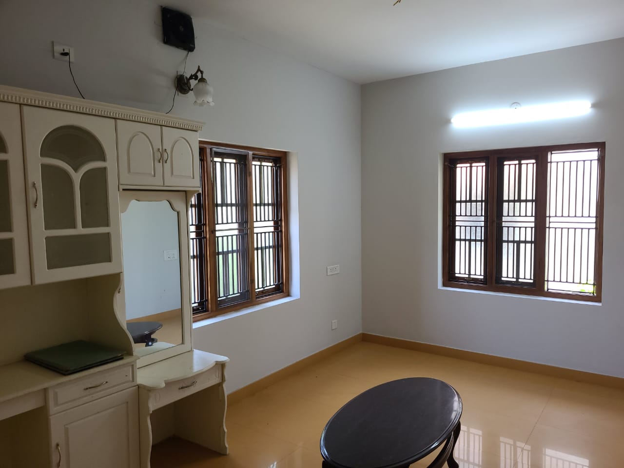 5BHK Semifurnished Villa with 8.5cent4500sqft