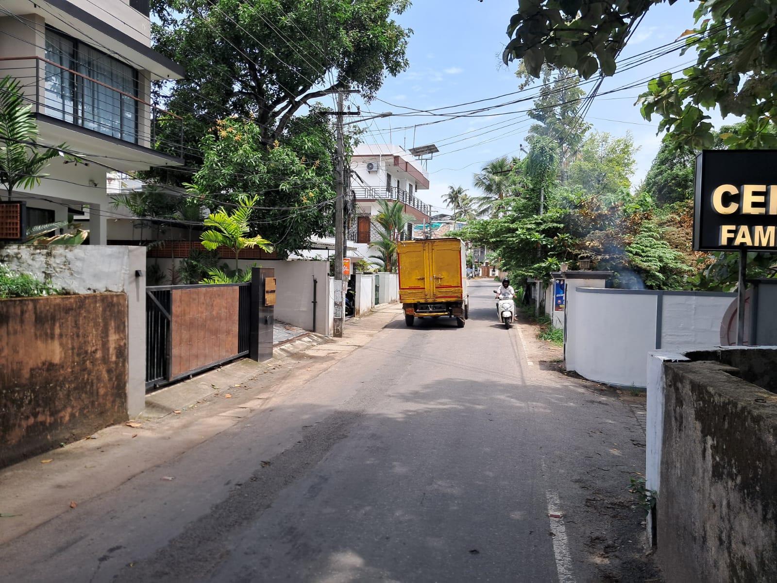 6.50Cents of House Plots near Medical Center Hospital, Palarivattom